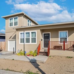 Massive 7BR Home in Hayward, AC/ Free parking