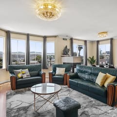 Beautiful Spacious 4BR House in Silver Terrace w/ Secured Parking Near SFO & Downtown San Francisco