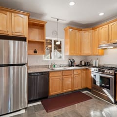 Spacious 3BR1.5 Bath 2nd Floor in San Francisco