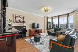 Stunning Spacious 4BR House in Silver Terrace - Image 5