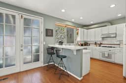 Stunning Spacious 4BR House in Silver Terrace - Image 4