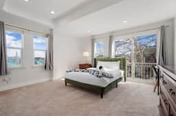 Spacious 3BR1.5 Bath 2nd Floor in San Francisco - Image 4