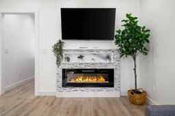 Modern 2BR/2BA w/ Parking in Excelsior Long Stays - Image 4