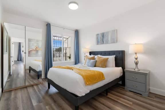 Stylish 2BR 1Bath Home Close to BART - Image 3