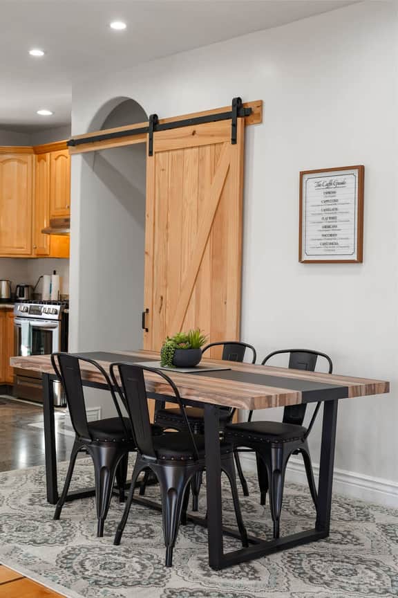 Spacious 3BR1.5 Bath 2nd Floor in San Francisco - Image 3